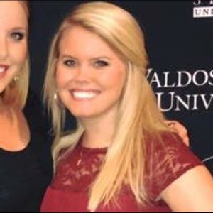 Meet your Posher, Katie beth